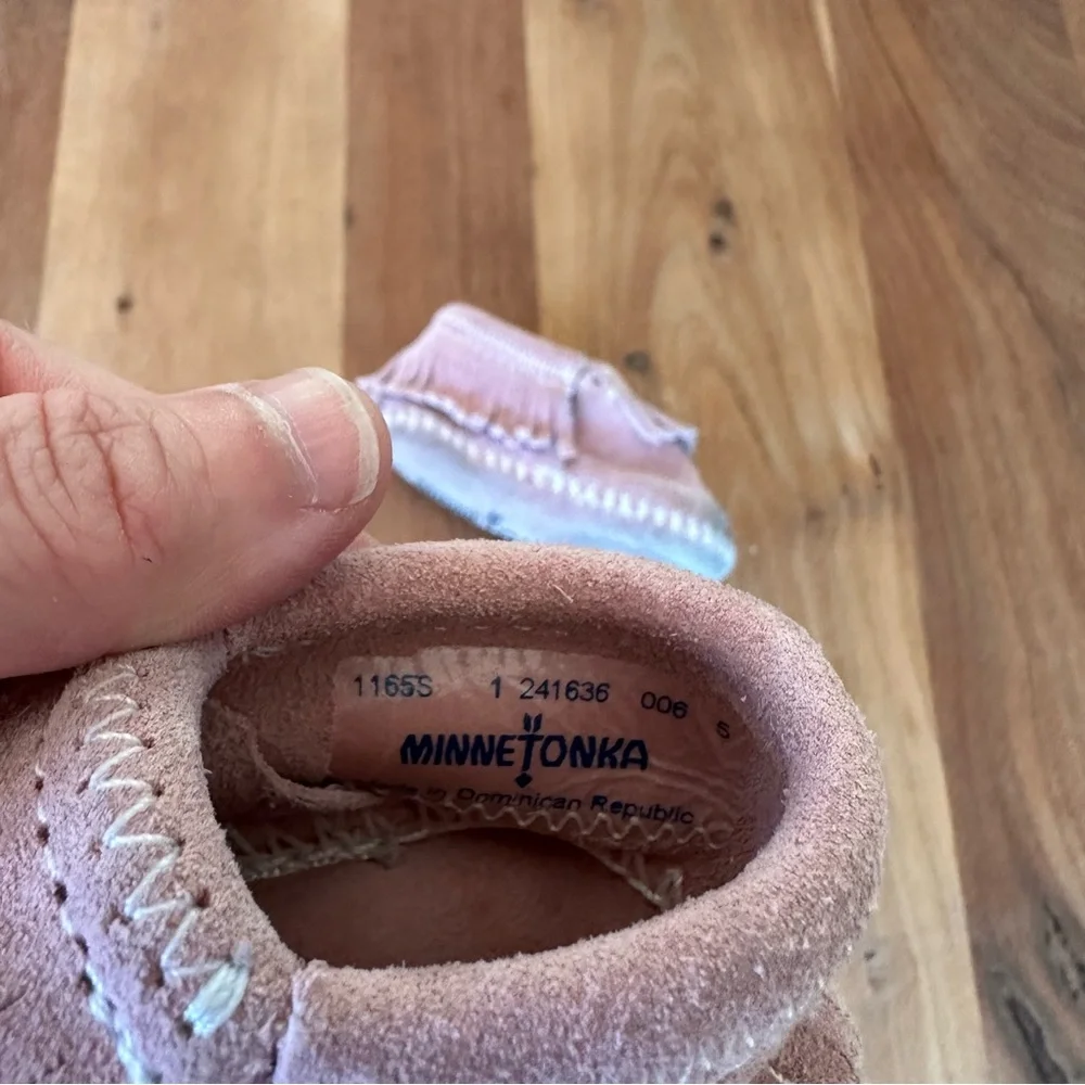 Minnetonka Pink Moccasins Size 1